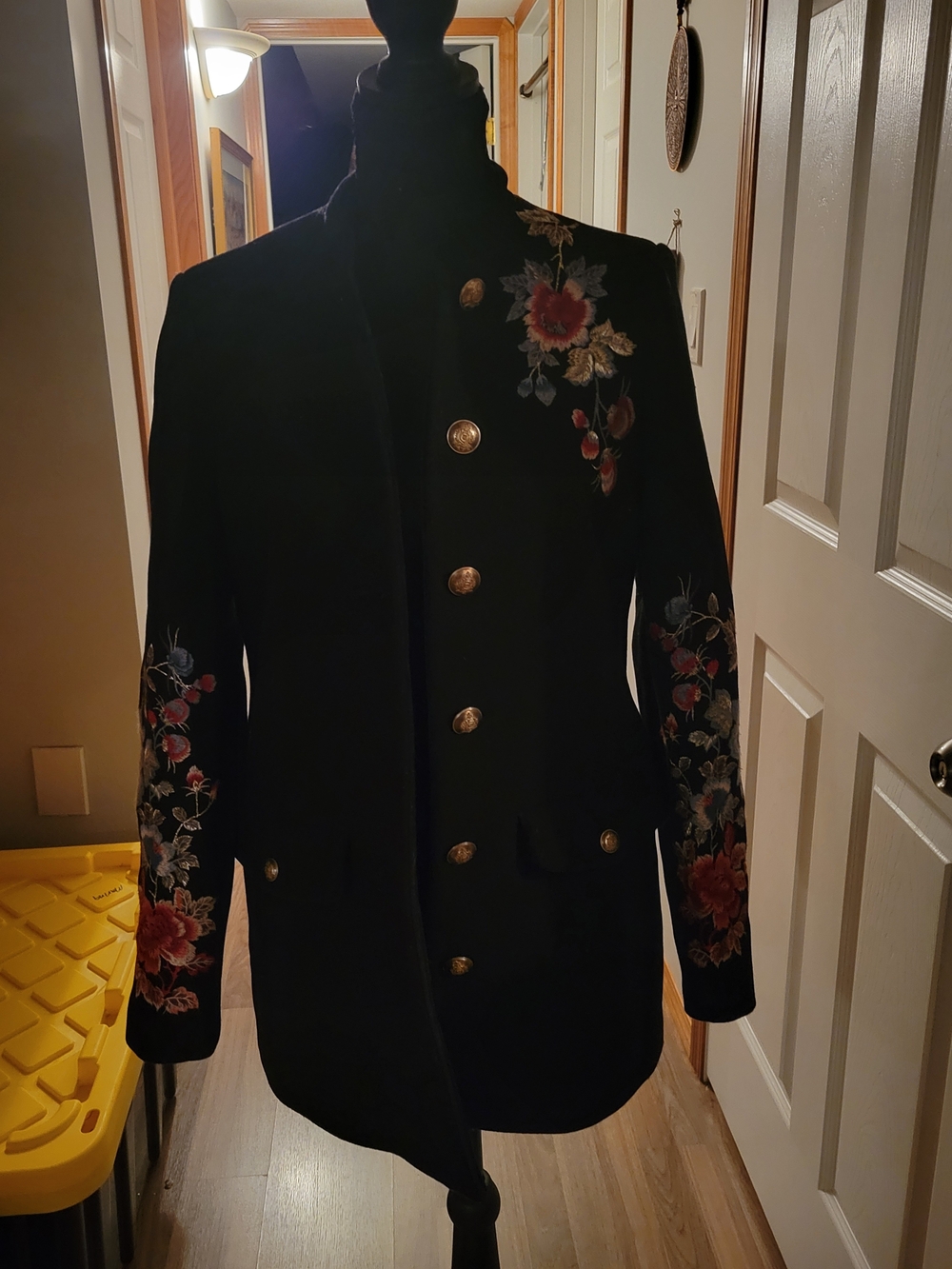 Zara Black Embroidered Floral Military-Style Blazer